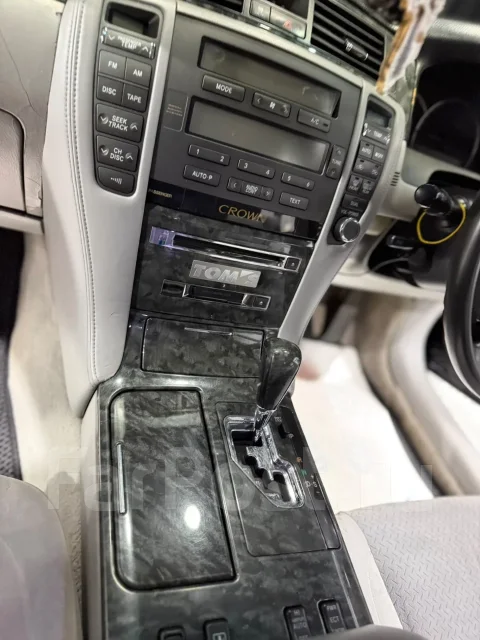 Toyota Crown. �������, ������, ������, 300 000����. �� ����