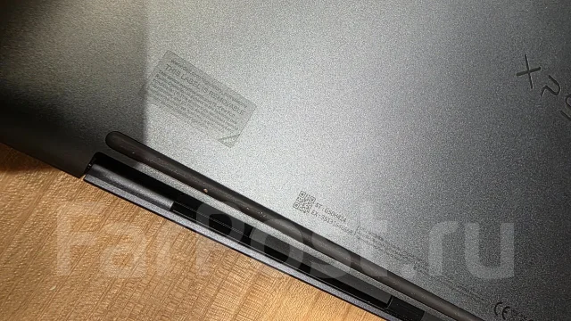 Dell XPS 13. 13.4", 5����, ��� 32 ��, ���� 2 024���, WiFi: 1, Bluetooth: 1 ����