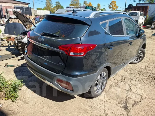 JAC. JS3 ����