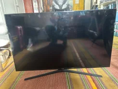 Samsung UE48J6200. LED ����