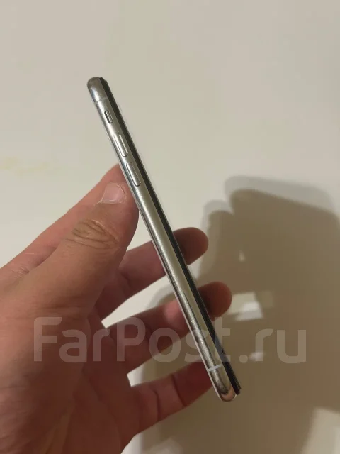 Apple iPhone X. �/�, 64 ��, ����������� ����