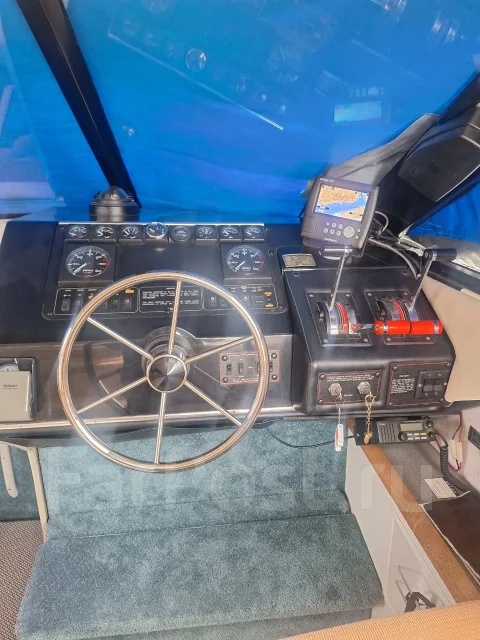 Bayliner. 1991 ���, ����� 10��., ��������� ������������, ������ ����