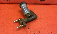 ������� ������� ��������� Mazda B-Series 1998-2006 UC8641400A UC8641400A ����