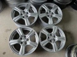 Dunlop Violento. 6.5x15", 5x100, ET40, �� 54,1���. ����