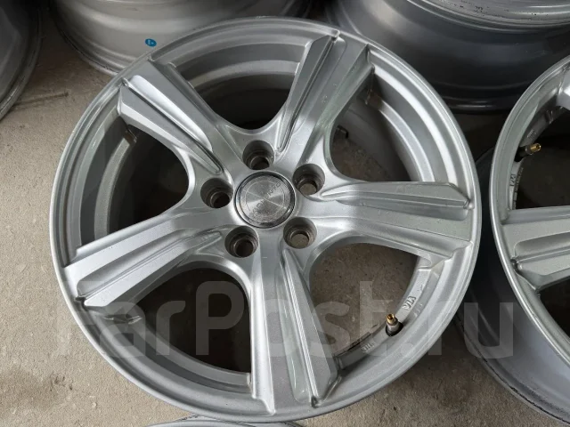 Dunlop Violento. 6.5x15", 5x100, ET40, �� 54,1���. ����
