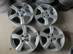 Dunlop Violento. 5.5x15", 4x100, ET42, �� 67,1���. ����