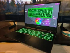 Gigabyte G5. 15.6", 4,4����, ��� 16 ��, ���� 512���, WiFi: 1, Bluetooth: 1 ����