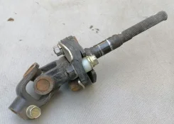 ������� ��������� Toyota Camry Toyota 4520233100 4520233100 ����