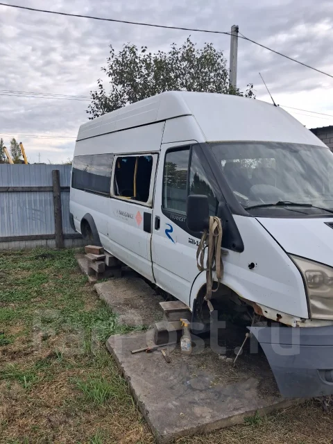 Ford Transit Connect. Z6F ����