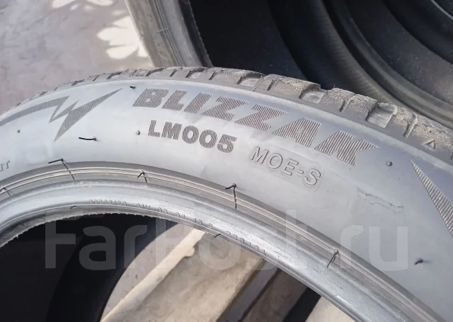 Bridgestone Blizzak LM-005