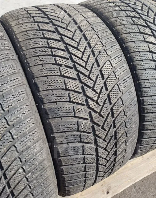 Bridgestone Blizzak LM-005