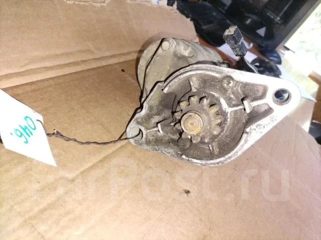 ������� Toyota Crown LS130 2LT ����