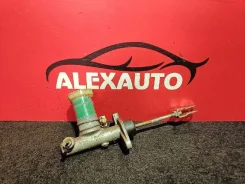������� ������� ��������� Nissan Datsun 3061015G00 ����