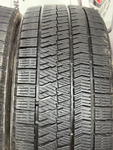 Bridgestone Blizzak VRX2. ������, ��� �����, 2017 ���, �/�, ����� 5 % ����