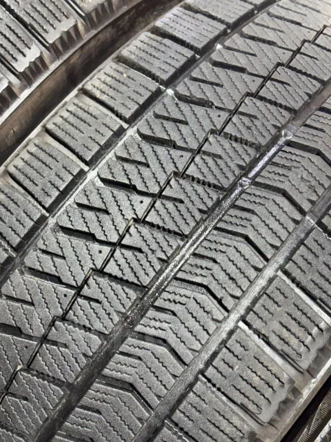 Bridgestone Blizzak VRX2. ������, ��� �����, 2017 ���, �/�, ����� 5 % ����