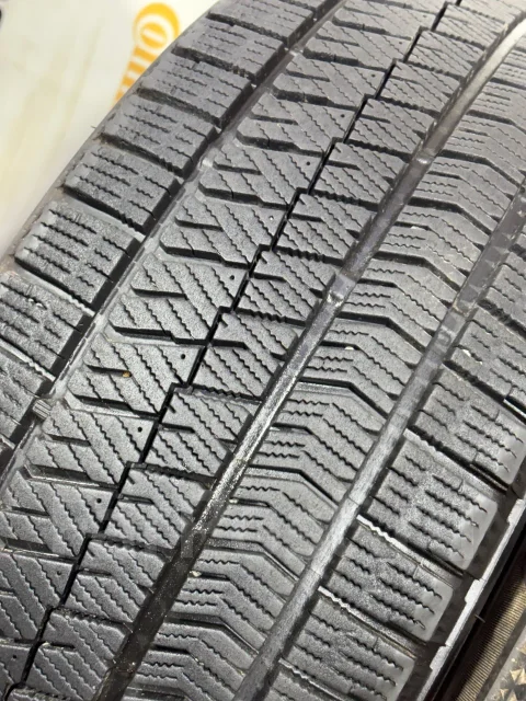 Bridgestone Blizzak VRX2. ������, ��� �����, 2018 ���, �/�, ����� 5 % ����