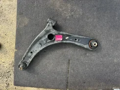 ����� �������� ����� Mitsubishi Citroen Peugeot 4013A429 4013A429 ����