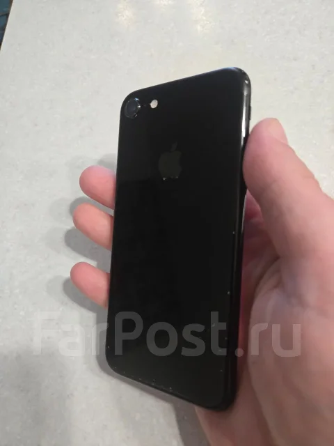 Apple iPhone 7. �/�, 32 ��, ������, 3G, 4G LTE ����