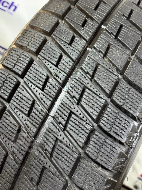Bridgestone Blizzak Revo2. ������, ��� �����, 2012 ���, �/�, ����� 5 % ����