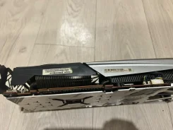 Radeon RX 5700 XT ����
