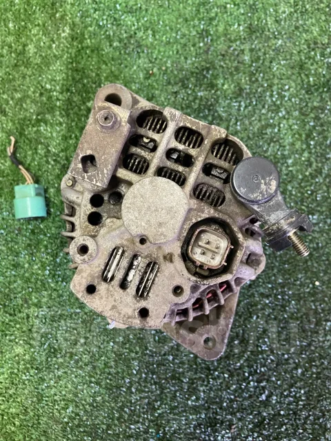 ��������� Honda Civic Ferio 31100-P2C-003 ����