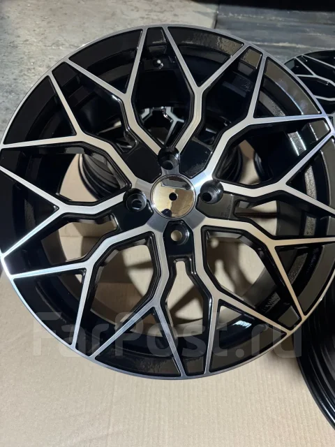 4 Racing. 7.0x16", 4x100, ET38, �� 73,1���. ����