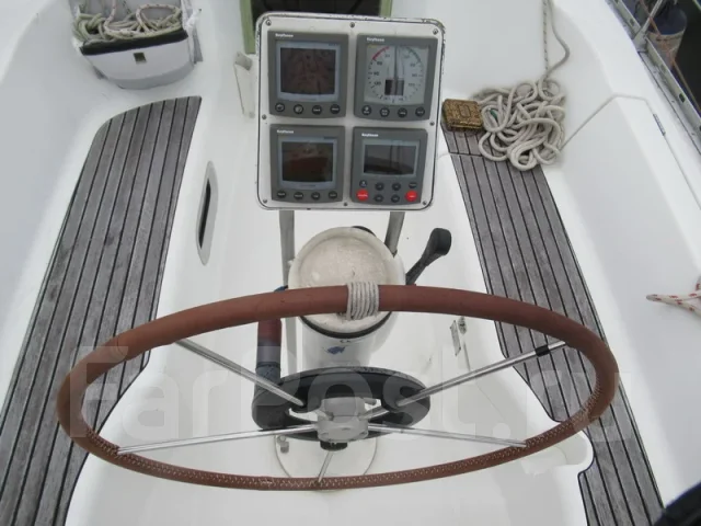 Sun Odyssey 32.2. ����� 9,8��., 2000 ���. ��� ����� �� ������������ ����