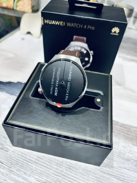 Huawei Watch 4 Pro. GPS, NFC, SIM-�����, IP67, IP68 ����
