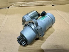 ������� Nissan QR20-QR25 4WD [�����������][Japan] 233008H300 ����