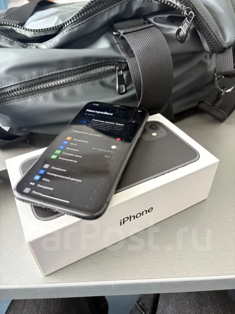 Apple iPhone 11. �/�, 64 ��, ������, 3G, 4G LTE ����