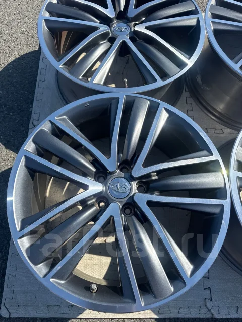 Infiniti. 8.5x19", 5x114.3, ET50, �� 66,1���. ����