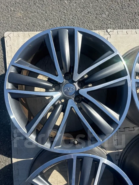 Infiniti. 8.5x19", 5x114.3, ET50, �� 66,1���. ����