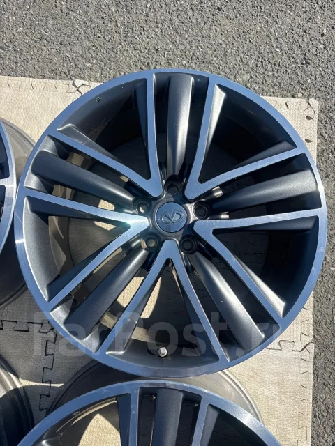 Infiniti. 8.5x19", 5x114.3, ET50, �� 66,1���. ����