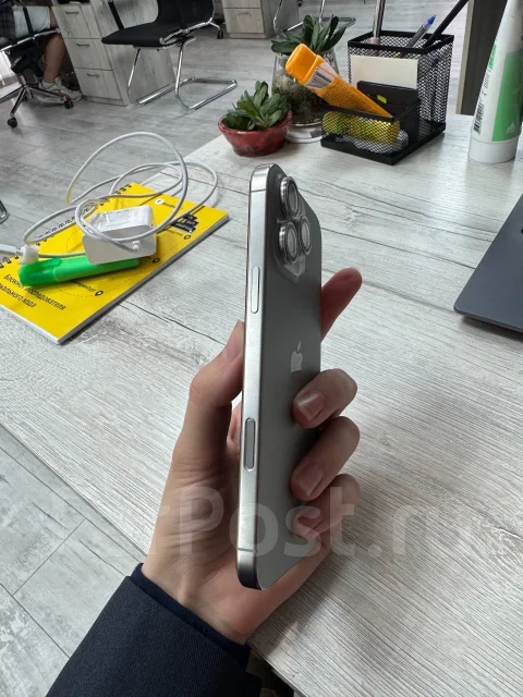Apple iPhone 16 Pro Max. �/�, 1 �� ����