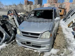 ������ ������� ���������� ������� Toyota Hiace Regius Touring 2225075010 RCH47 2225075010 ����