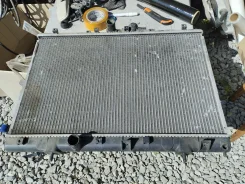 �������� ���������� � ���� Mitsubishi Pajero Io MR431239 MR431239 ����