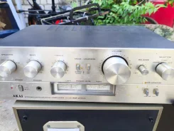 Akai ����