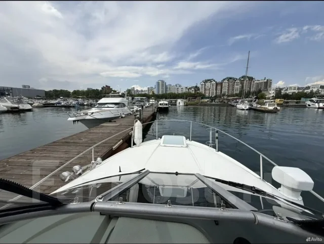 Bayliner. 2007 ���, ����� 8��., ��������� ������������, 350��.�., ������ ����