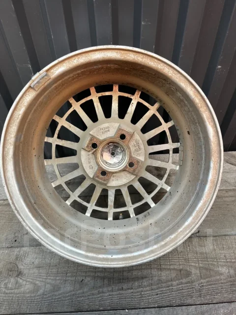 Sakura Wheels. 6.5x15", 4x100, ET36 ����