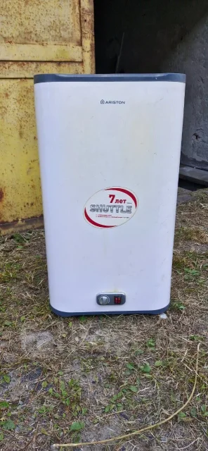 Ariston. 2 500����. ����