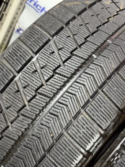 Bridgestone Blizzak VRX. ������, ��� �����, 2016 ���, �/�, ����� 5 % ����