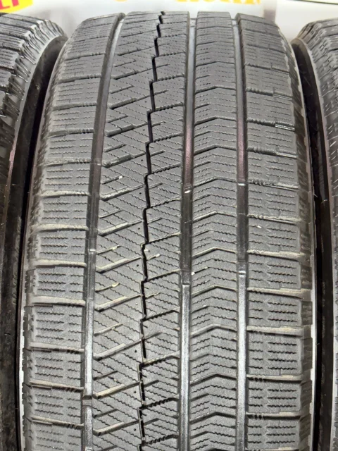 Bridgestone Blizzak VRX2. ������, ��� �����, 2017 ���, �/�, ����� 5 % ����