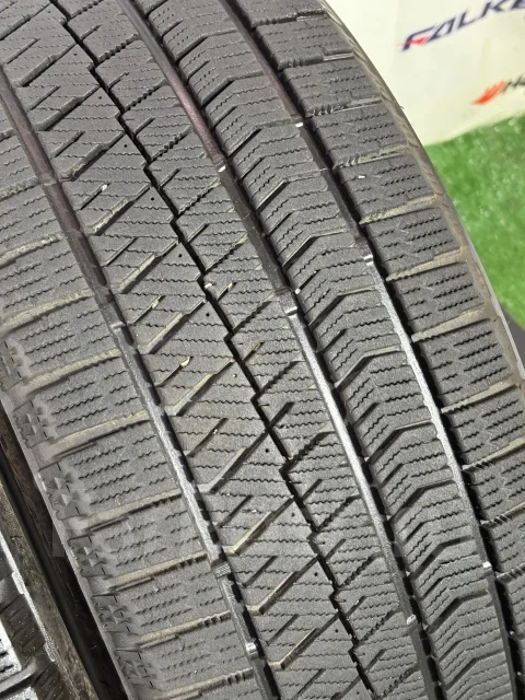 Bridgestone Blizzak VRX2. ������, ��� �����, 2017 ���, �/�, ����� 5 % ����