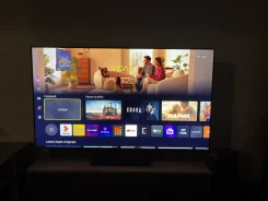Hisense. LCD (��) ����