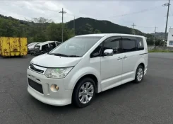 ����� Mitsubishi Delica D:5 2015 4013A427 CV2W 4J11, �������� ����� 4013A427 ����