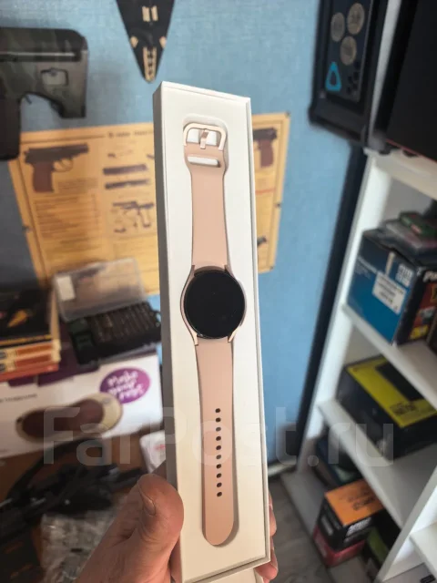 Samsung Galaxy Watch4 ����