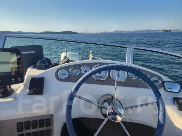 Bayliner. 2003 ���, ����� 9,5��., ��������� ������������, 380��.�., ������ ����