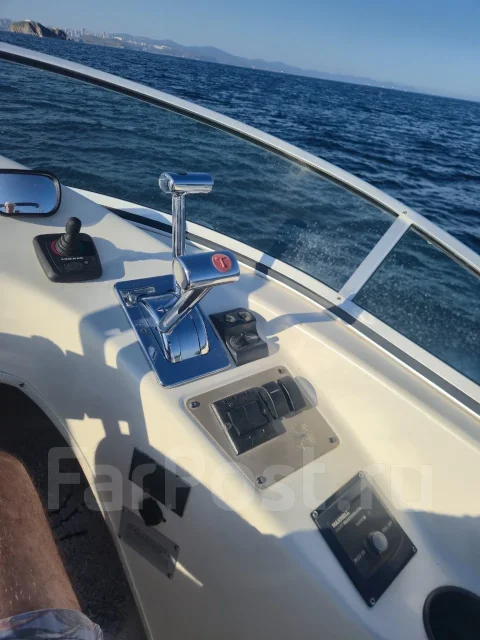 Bayliner. 2003 ���, ����� 9,5��., ��������� ������������, 380��.�., ������ ����