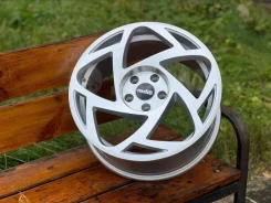 Radi8. 7.5x17", 5x108, ET35, �� 73,1���. ��� ����� �� �������� ����