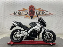 Suzuki GSR 400